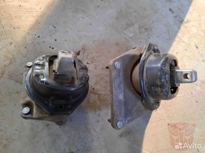 Подушка двигателя BMW 760Li e65