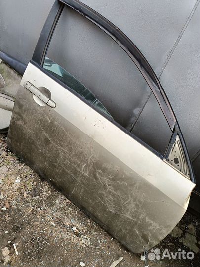 Запчасти nissan primera двери