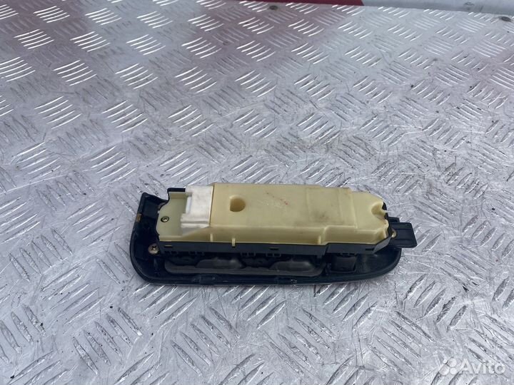 Блок кнопок Toyota Celsior UCF30