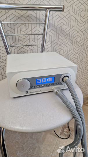 Аппарат для педикюра с пылесосом и UV тумбой