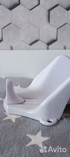 Стульчик kidfinity и горка для купания малыша