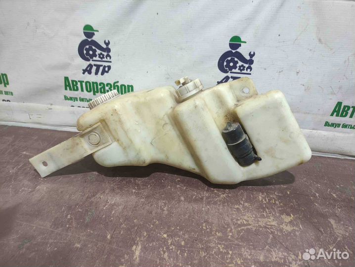 Бачок омывателя стекла ваз (LADA) 2111