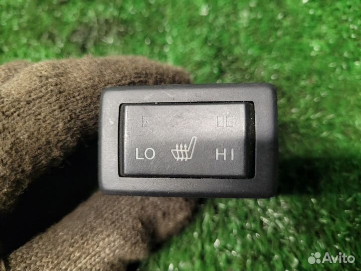 Кнопка подогрева сидений Mazda 6 (GG) I (2002-2005