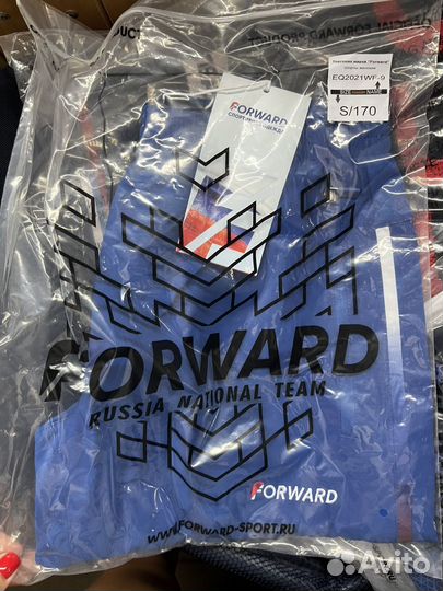 Костюмы и футболки форвард. Размера S