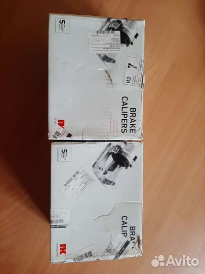 Тормозной суппорт toyota avensis 1