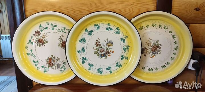 Поднос эмалированный