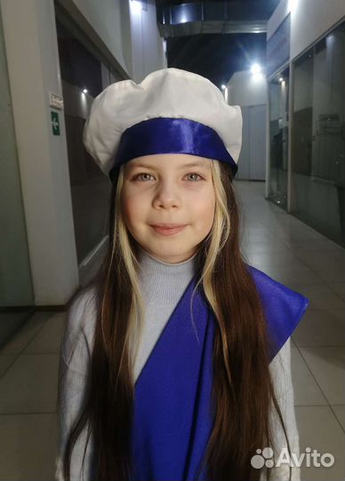 Безкозырка белая