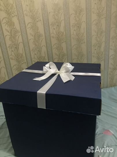 Подарочная коробка 60х60х60