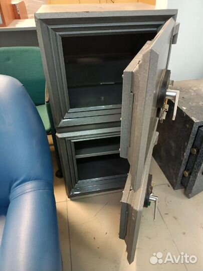 Сейф огнестойкий, двойной Б.У