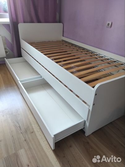 Кровать икеа släkt (слэкт IKEA)