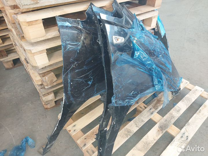 Крылья передние Hyundai Grand Starex 2 H1 2007-17г