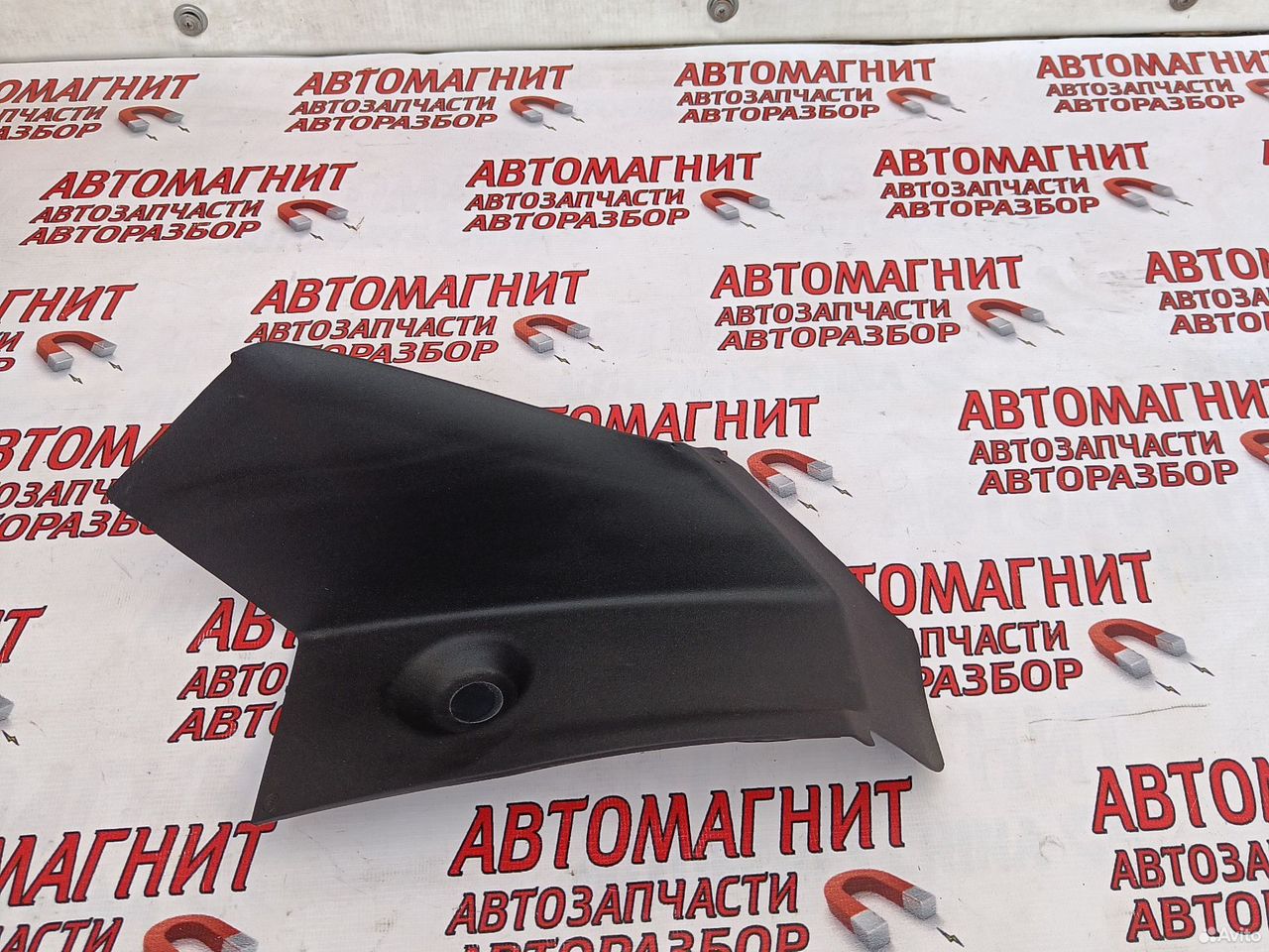 Накладка фонаря задняя левая Lixiang L7