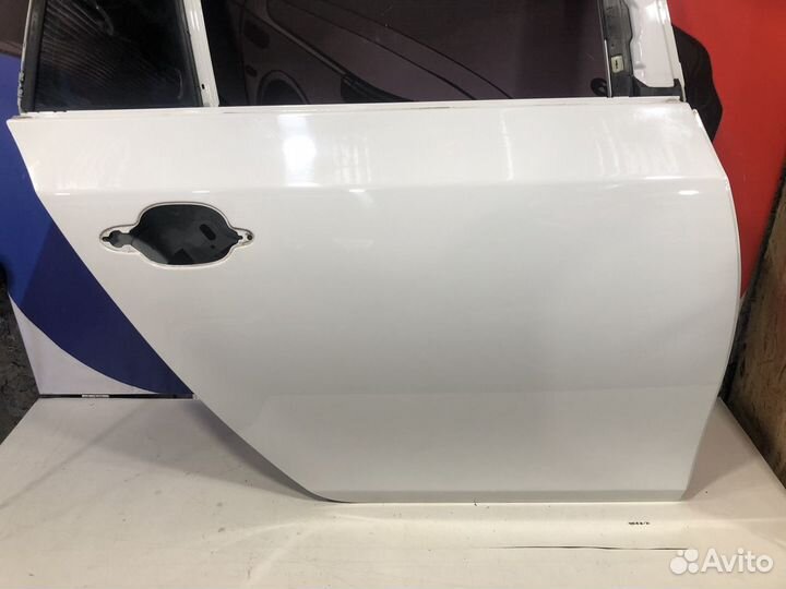 Дверь задняя правая bmw e61