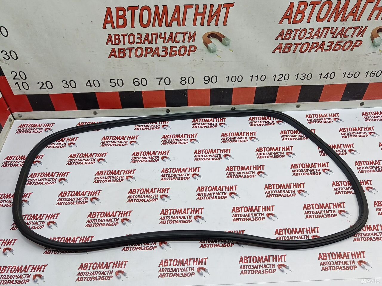 Уплотнитель двери задней левой Джили Монжаро