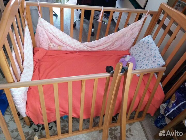 Детская кроватка