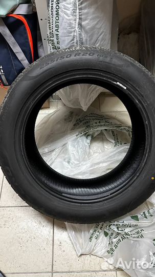 Pirelli P Zero PZ4 255/50 R20 109V