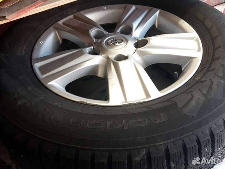 Nokian Tyres Hakkapeliitta 7 285/60 R18