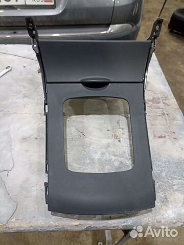 Накладка кулисы МКПП Toyota Corolla 150 06-12г