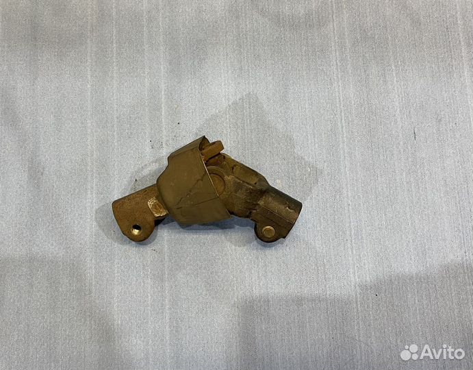 Рулевой карданчик Toyota Mark II JZX110