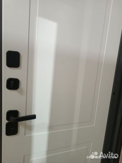 Дверь входная с терморазрывом