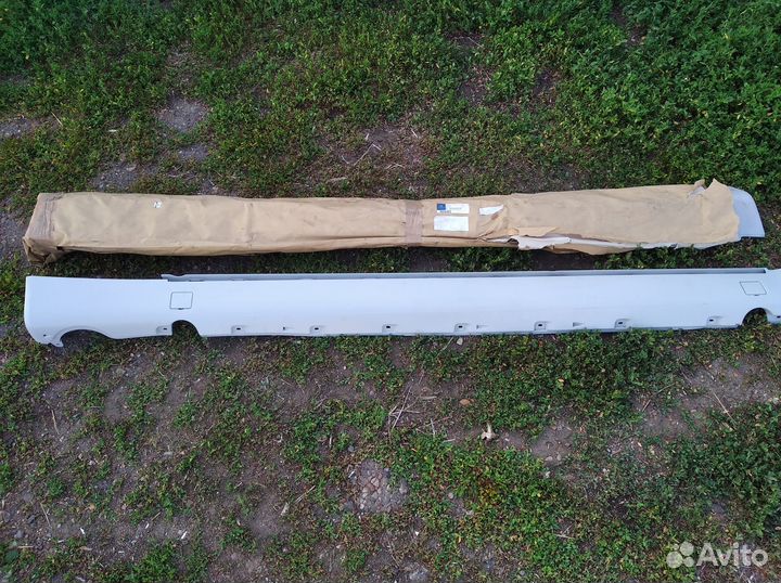 Накладки на пороги пластиковые Мерседес