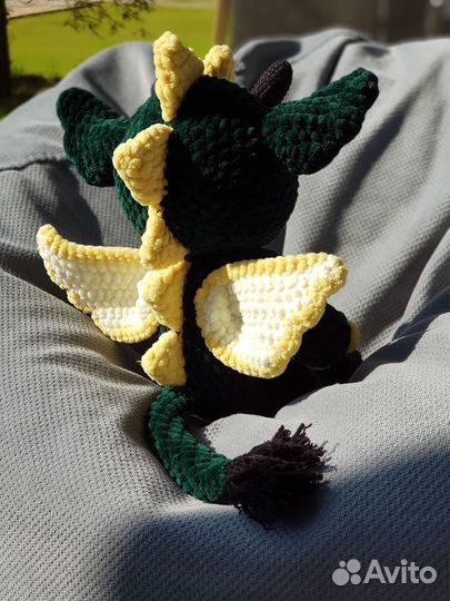 Вязанная змея и дракон