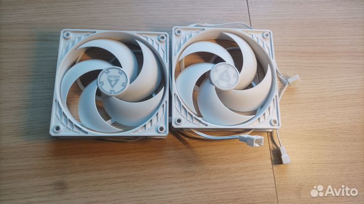 Вентиляторы Arctic cooling 120mm