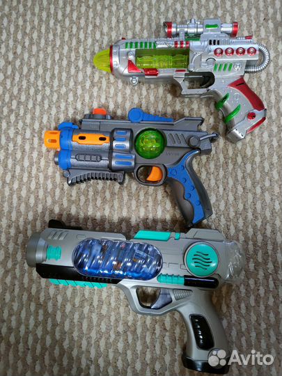 Пистолеты светящиеся