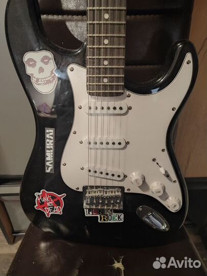 Электрогитара