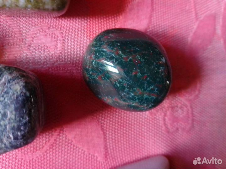 Камни и минералы