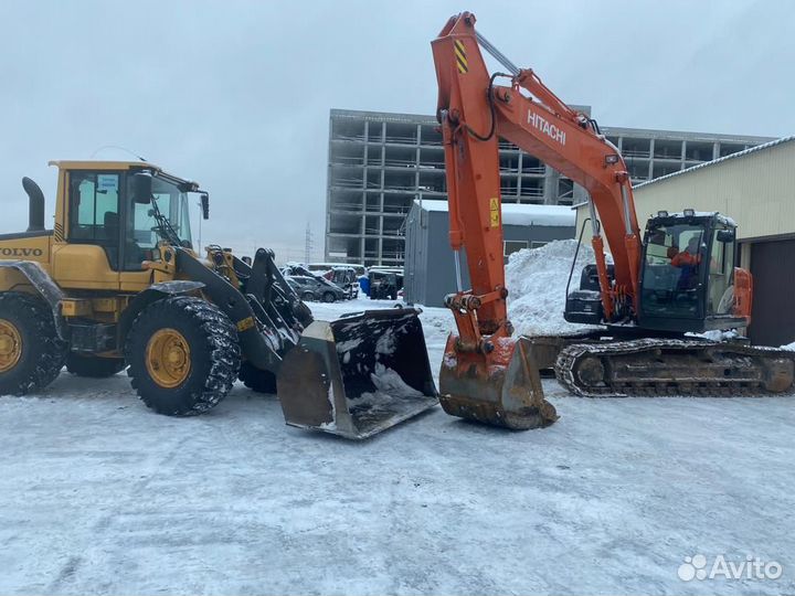 Аренда спецтехники экскаватор гусеничный