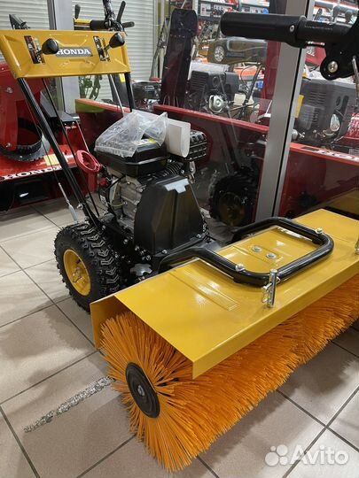 Подметальная машина Honda