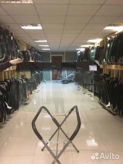 Лобовое стекло Бмв е28