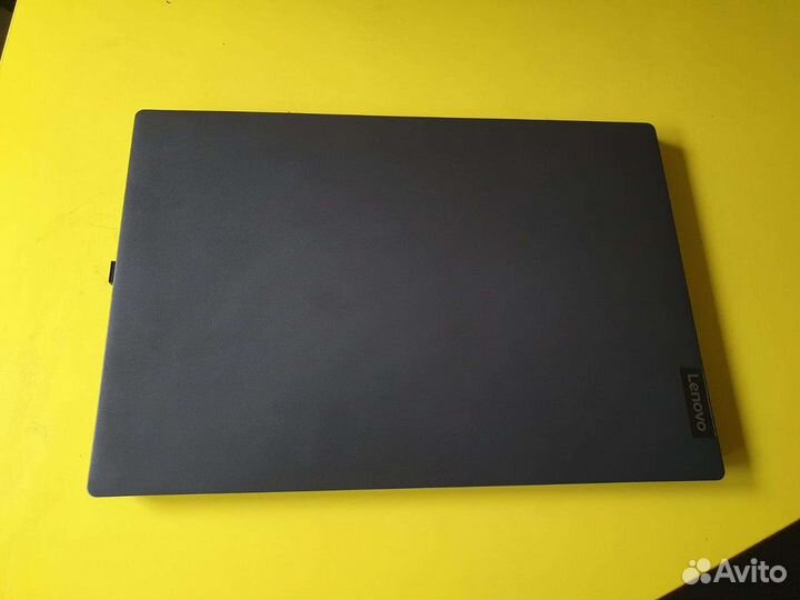 Ноутбук lenovo v15-ada