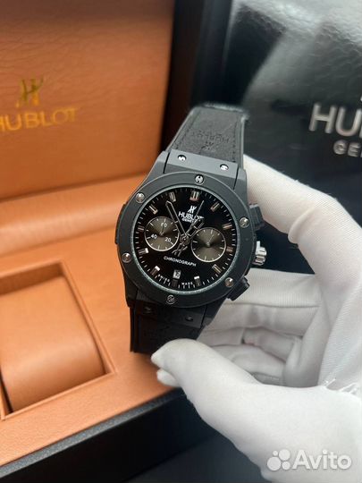 Часы Hublot