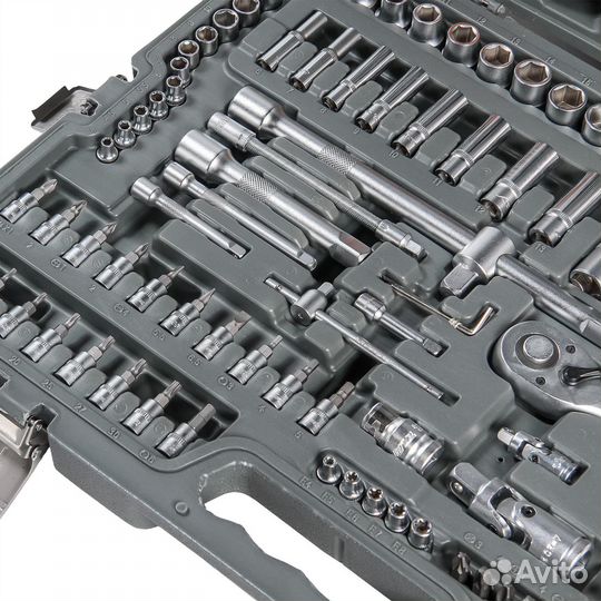 Набор инструментов универсальный 137 предметов, пл