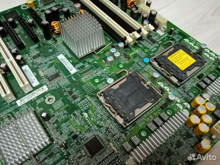 Материнская плата серверная lga771 на разбор