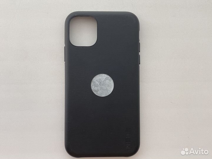 Чехол на iPhone 11
