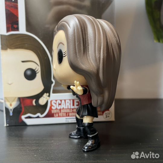 Funko pop 95 Scarlet witch