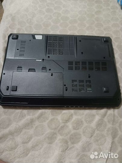 Игровой ноутбук msi 17 3. Gt70