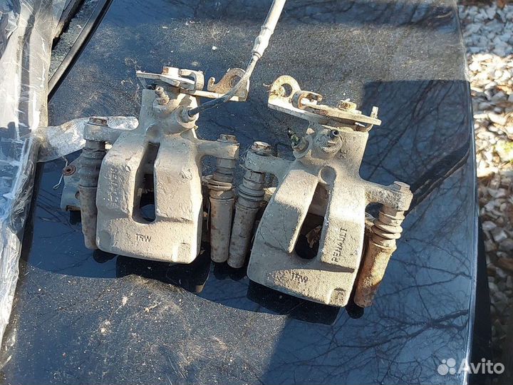 Заднии суппорта renault megane 2