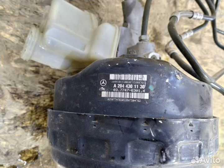 Вакуумный усилитель тормозов Mercedes-Benz C-Class