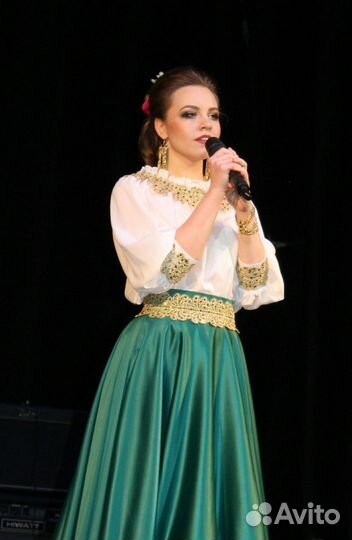 Педагог по вокалу и сценической речи