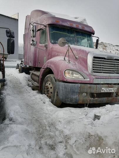 Freightliner Columbia, 2003