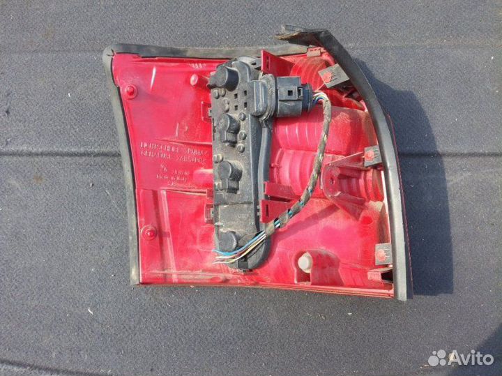 Фонарь задний правый Audi A4 B6 2000-2006