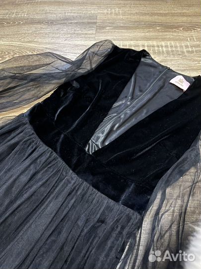 Вечернее платье