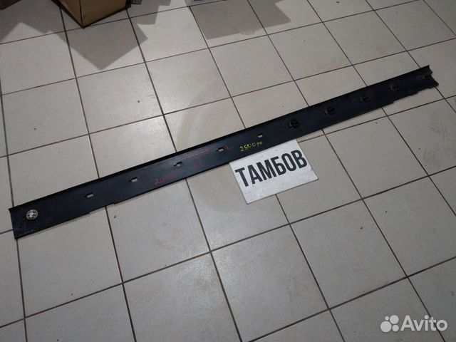 Накладка левого порога мазда 3 BL 2012 год