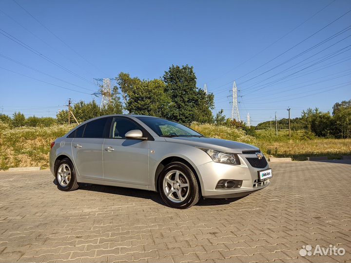 Chevrolet Cruze 1.8 AT, 2011, 103 753 км