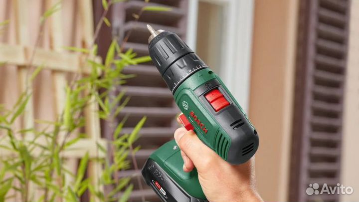 Дрель-шуруповерт Bosch EasyDrill 18V-40 аккум. пат