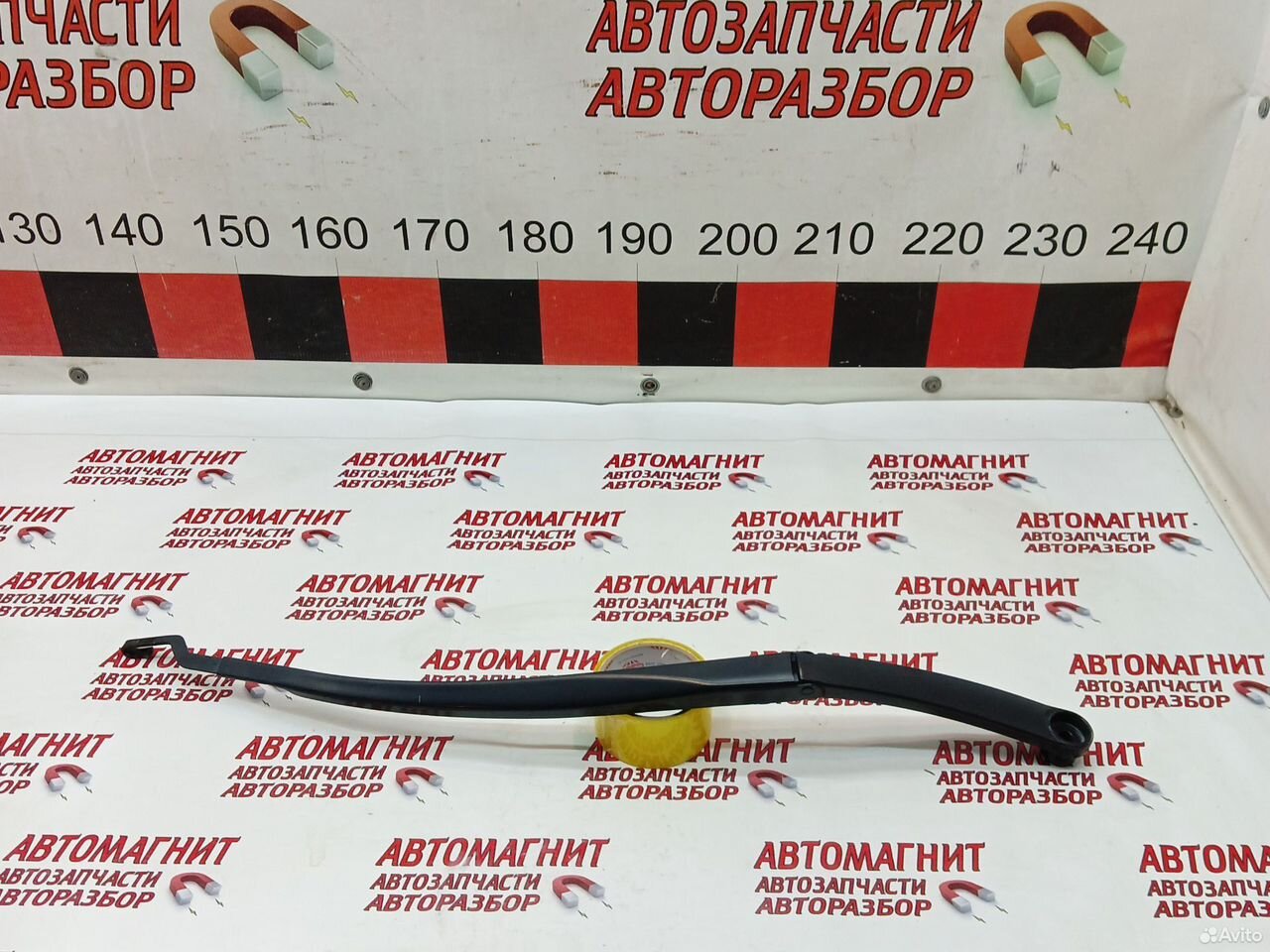 Поводок дворника правый Хендай Санта Фе 4